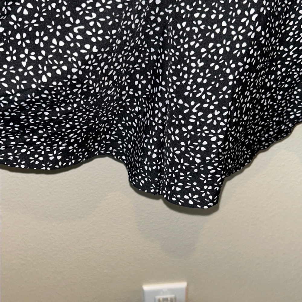 PRINCESS POLLY "RADA ROMPER" FLOWER PRINT SIZE 4 - Picture 8 of 10